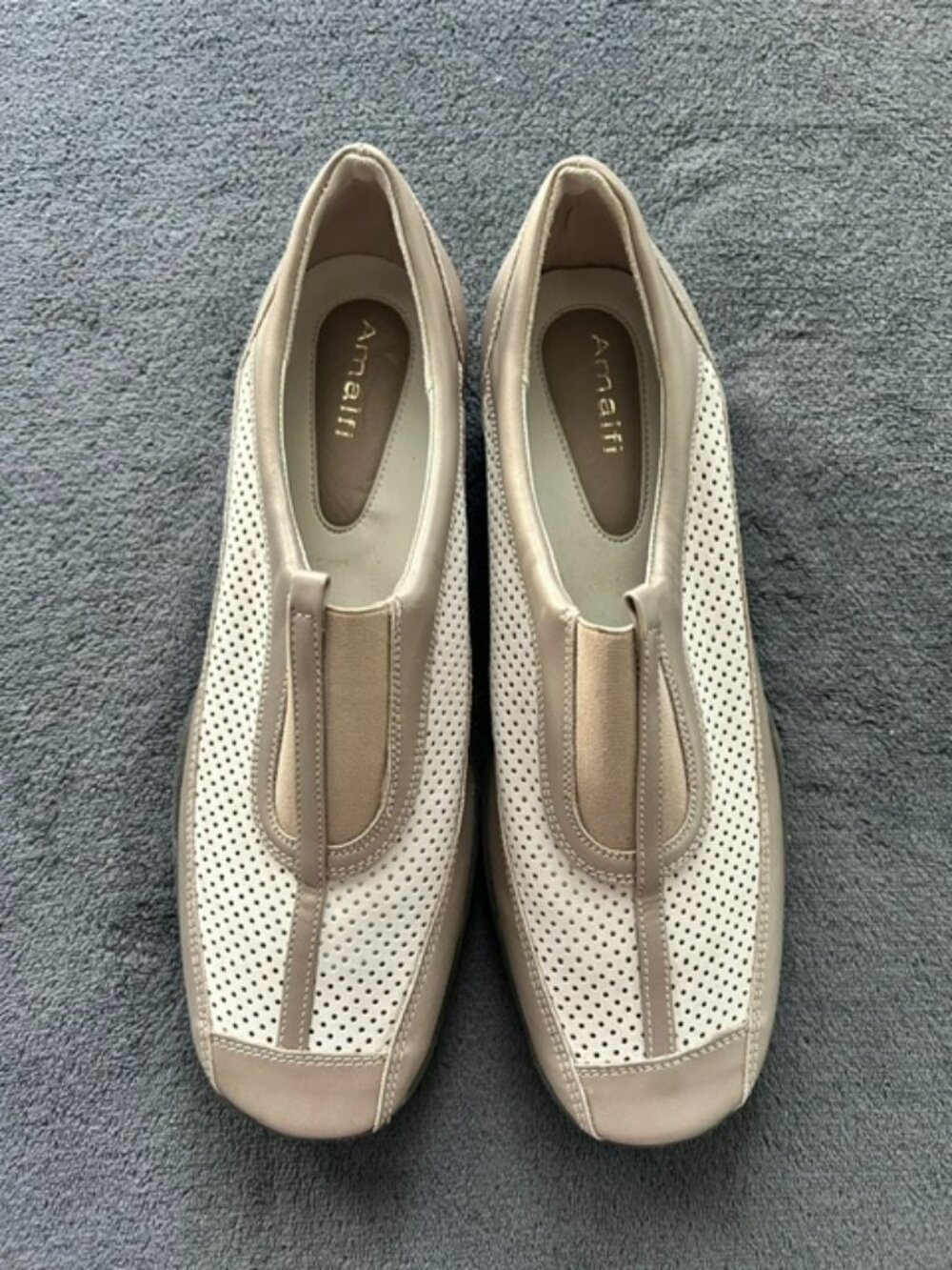 NWT Women's Amalfi Taher Slip-On Shoes, Taupe, Size 8W